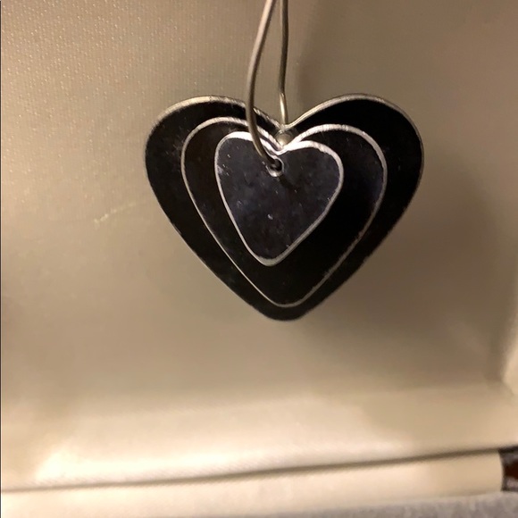 SALE 🛍 Earrings - Picture 2 of 2